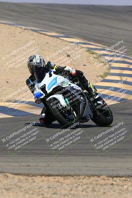 media/Mar-28-2022-Superbike Trackdays (Mon) [[b8603d0f67]]/Open Track Time/Turns 9 and 10/